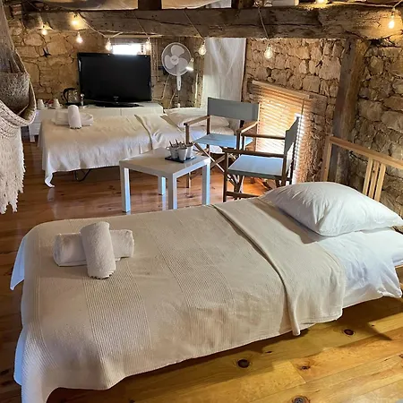 Sweet Cornelia Bed and breakfast Bruniquel
