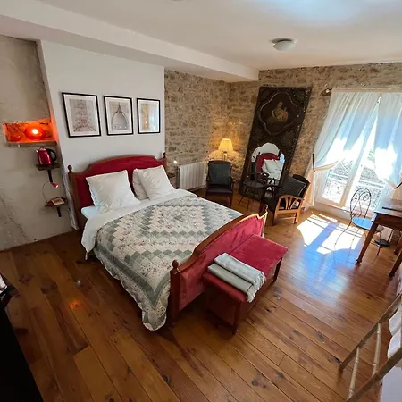 فندق مبيت وإفطار Sweet Cornelia 3*